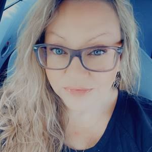 Meet your Posher, Anitra